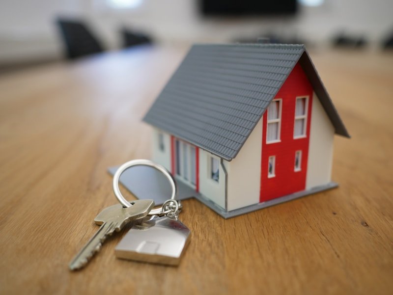 REAL ESTATE Risk Management and Long Term Wealth Planning